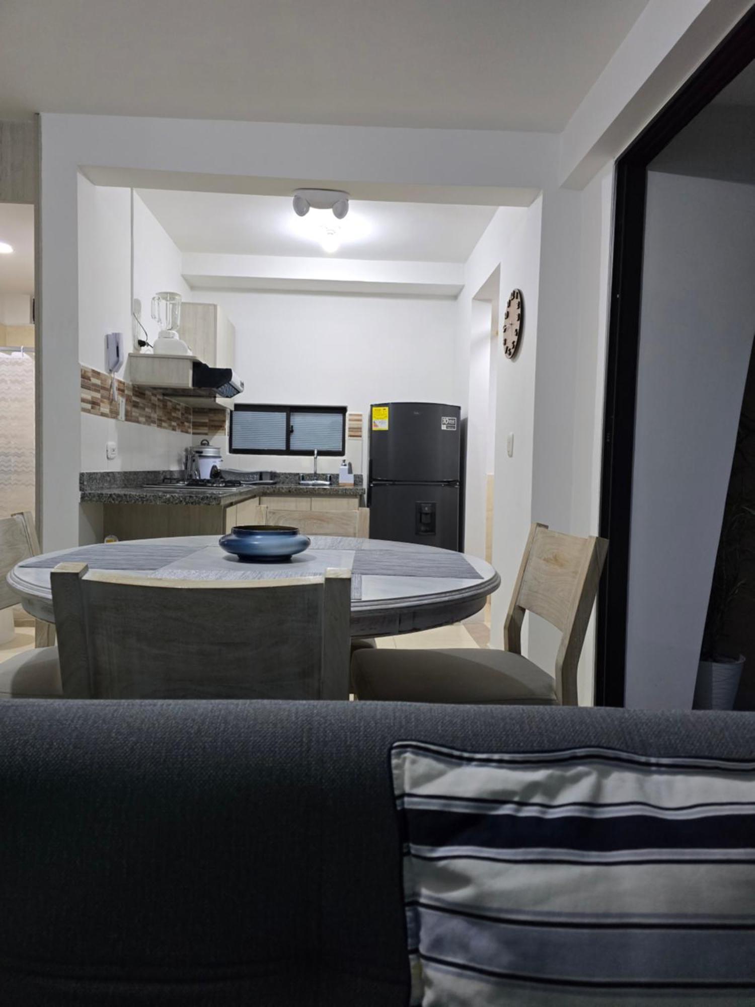 Apartamento Privado Vacacional A 5M Del Aeropuerto, 20 Minutos Del Parque Del Cafe Y Centro De Armenia Con 4 Piscinas, 3 Jacuzzi, Sauna By Molca Xperiences 3H Eksteriør billede
