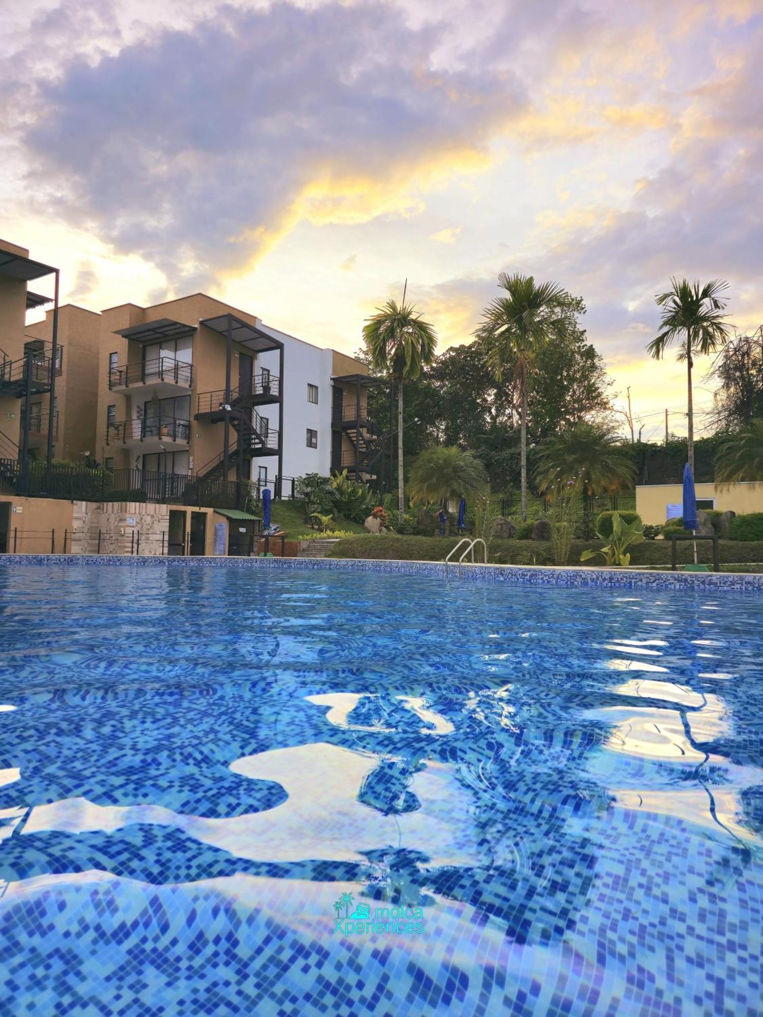 Apartamento Privado Vacacional A 5M Del Aeropuerto, 20 Minutos Del Parque Del Cafe Y Centro De Armenia Con 4 Piscinas, 3 Jacuzzi, Sauna By Molca Xperiences 3H Eksteriør billede